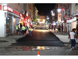 Aksaray Belediyesi Bir Gecede Yolları Asfaltladı