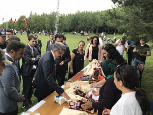 Damal Bebeği Yarışmasında Dereceye Girenlere Ödülleri Verildi