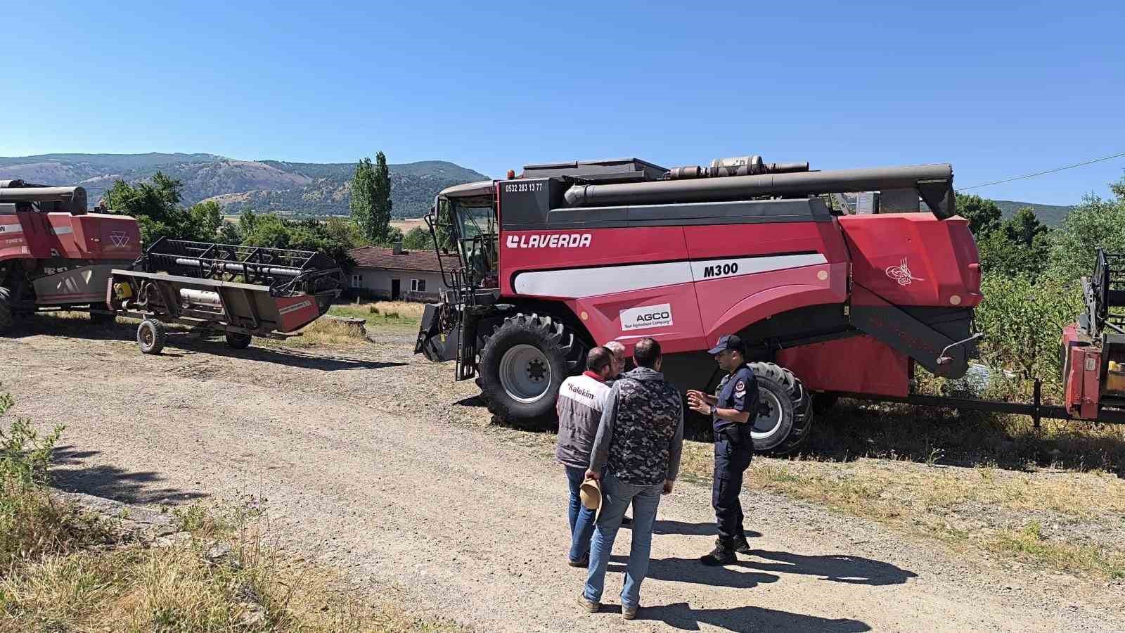 jandarmadan-hasat-oncesi-bicerdover-operatorlerine-uyarilar