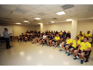 Fenerbahçe Ve Kasımpaşa’ya Var Eğitimi Verildi