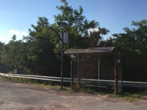 Körfez’de Otobüs Durakları Güneş Enerjisi İle Aydınlatılıyor