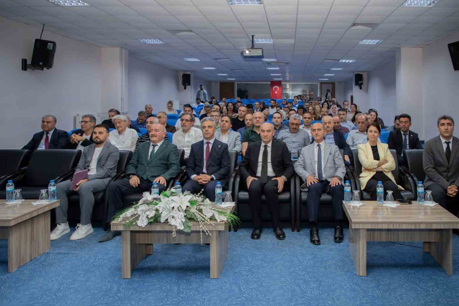 ebyu-de-2026-2027-akademik-yili-genel-kurul-toplantisi-yapildi
