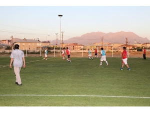 Van Basın Sporun Dostluk Maçları Sürüyor