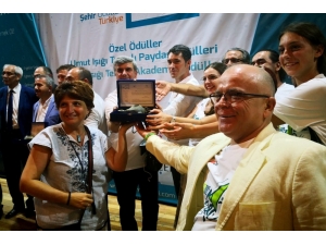 Enverçevko’ya Şehir Ödülü