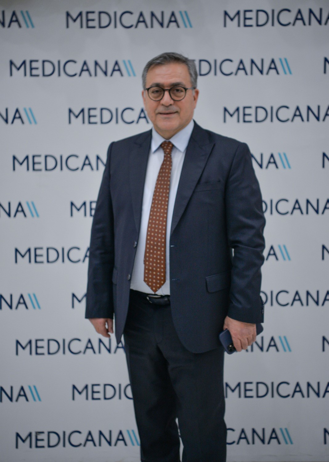 dr-ozcan-akan-guvenli-bakim-saglikta-en-temel-onceligimizdir
