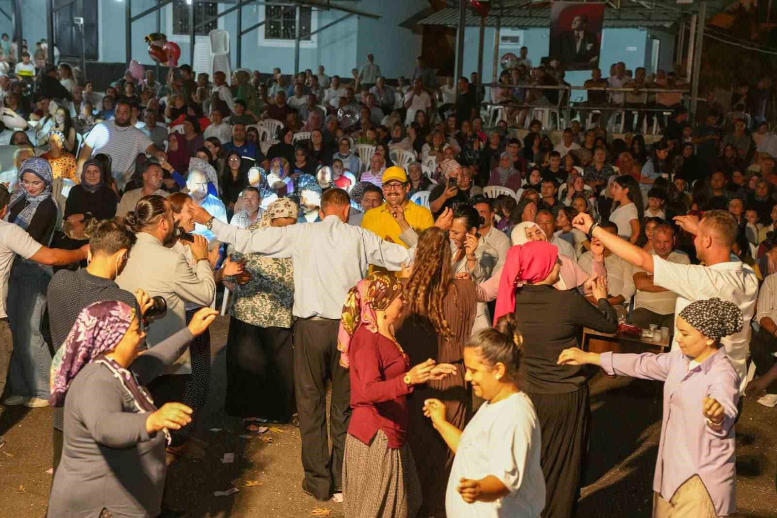kozan-da-yaz-konserleri-halki-muzikle-bulusturuyor