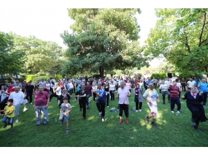 Tahmazoğlu Vatandaşlarla Spor Yaptı