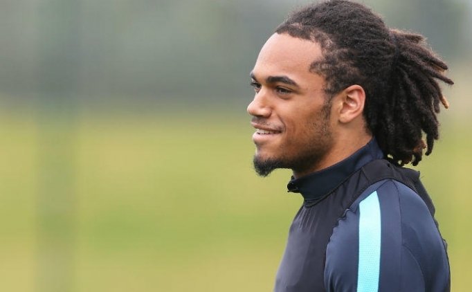 Ndiaye Ve Denayer'e Mesaj; "bizi Bekleyin"