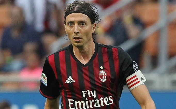 Galatasaray Için Montolivo Iddiası!