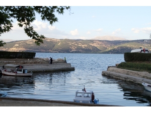 Konaklamada Doluluk Oranı Yüzde 100’e Ulaştı, Kasaplarda Etler Tükendi