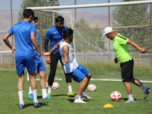 Elaziz Belediyespor Sezon Öncesi Güç Depoluyor