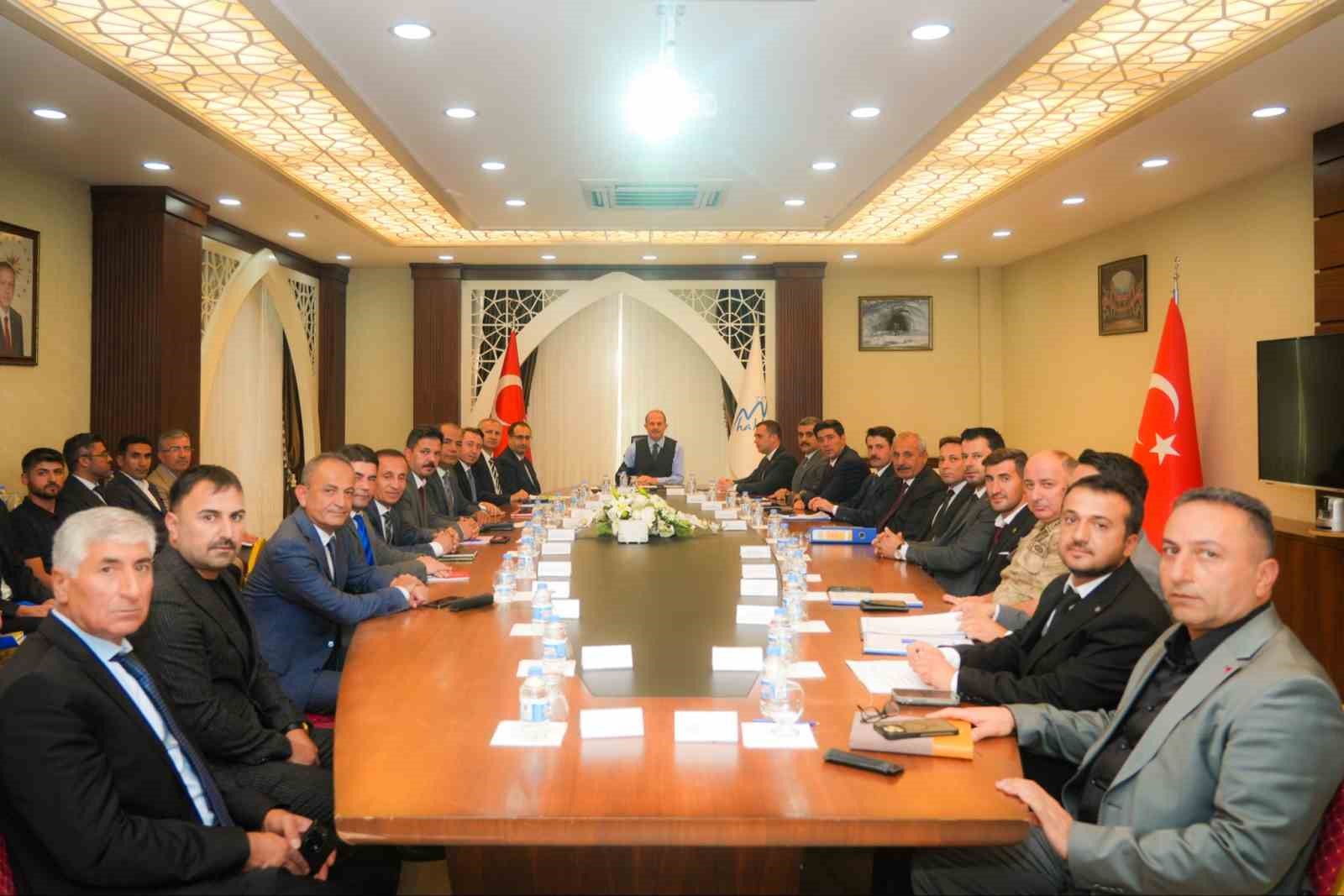 hakkari-de-sahipsiz-hayvanlarin-durumu-masaya-yatirildi