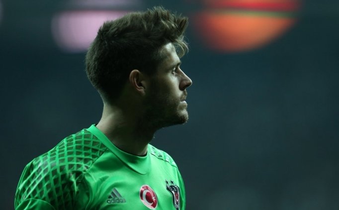 Beşiktaş'tan Kaleci Transferi Için Açıklama