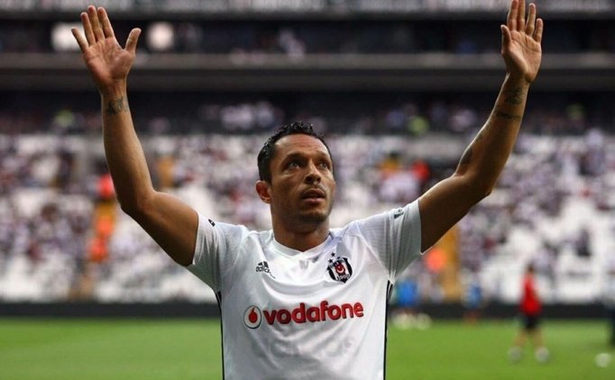 Beşiktaş'ın Real Betis'e Adriano Yanıtı!