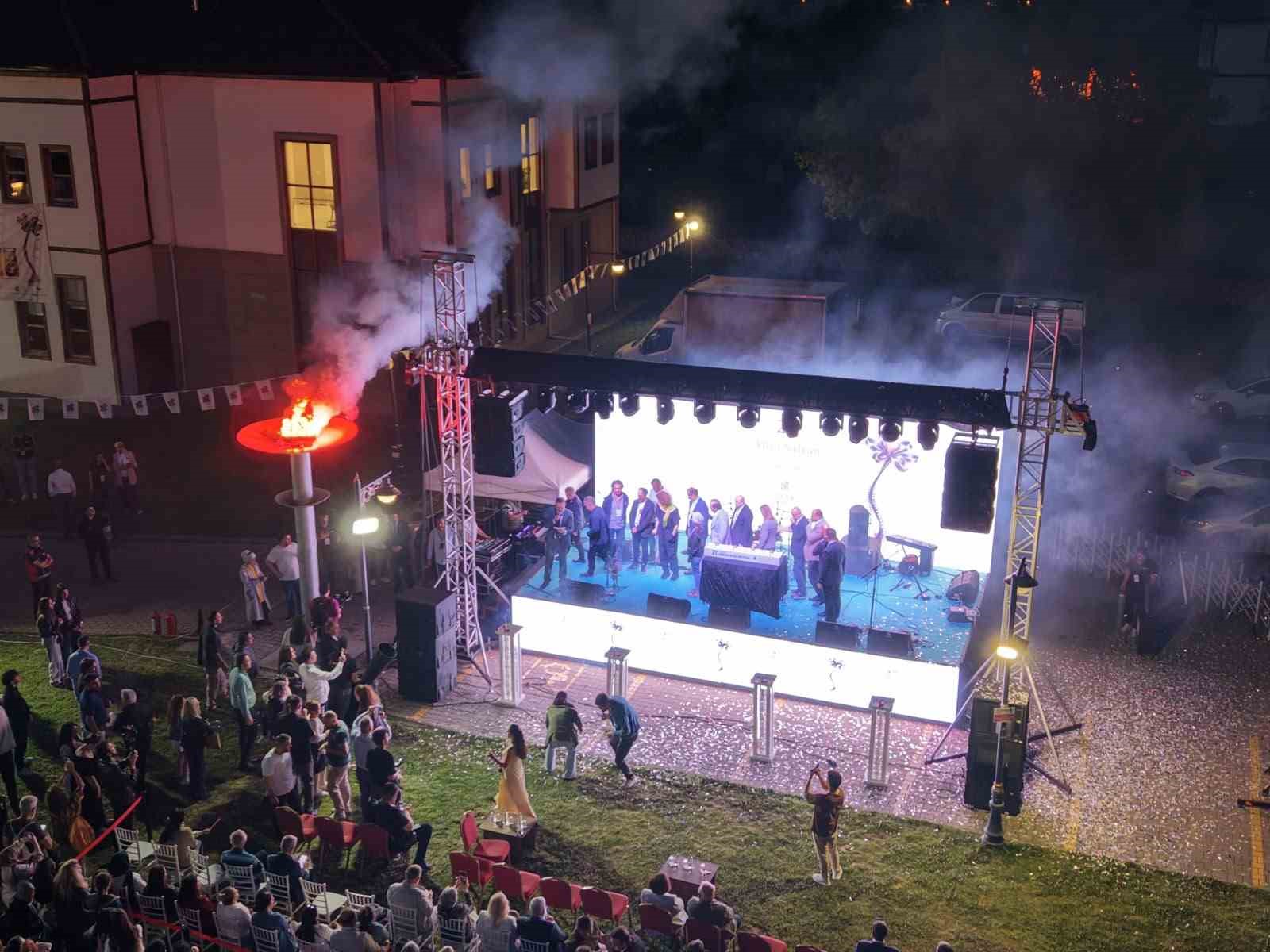 uluslararasi-altin-safran-belgesel-film-festivali-nde-mesale-yandi