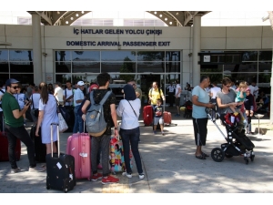 İstanbul’a Gelen Turist Sayısı İlk 5 Ayda Yüzde 50 Arttı