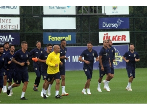 Fenerbahçe Yeni Sezon Hazırlıklarına Devam Etti