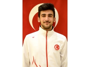 Ordulu Tekvandocunun Hedefi Altın Madalya