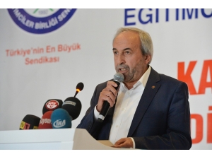 Kalkan: “Milli Eğitim Bakanı Eğitimcilerin Gönlüne Dokunuyor”