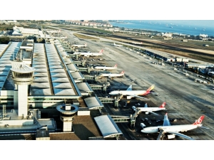 Atatürk Havalimanı İlk 6 Ayda 32 Milyon Yolcu Ağırladı