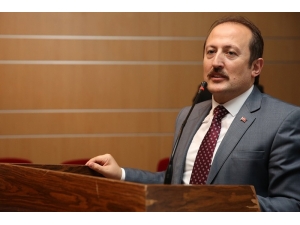 Vali Pehlivan Kamu-üniversite-sanayi İşbirliği Paneline Katıldı