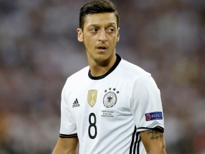 Mesut Özil, İstatistiklerde Zirvede