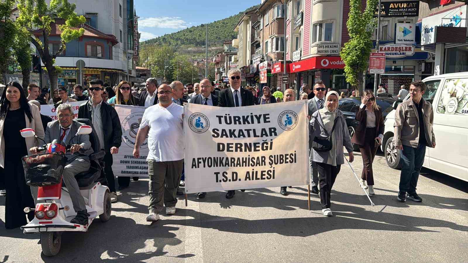 engelliler-haftasi-dolayisiyla-farkindalik-yuruyusu-yapildi