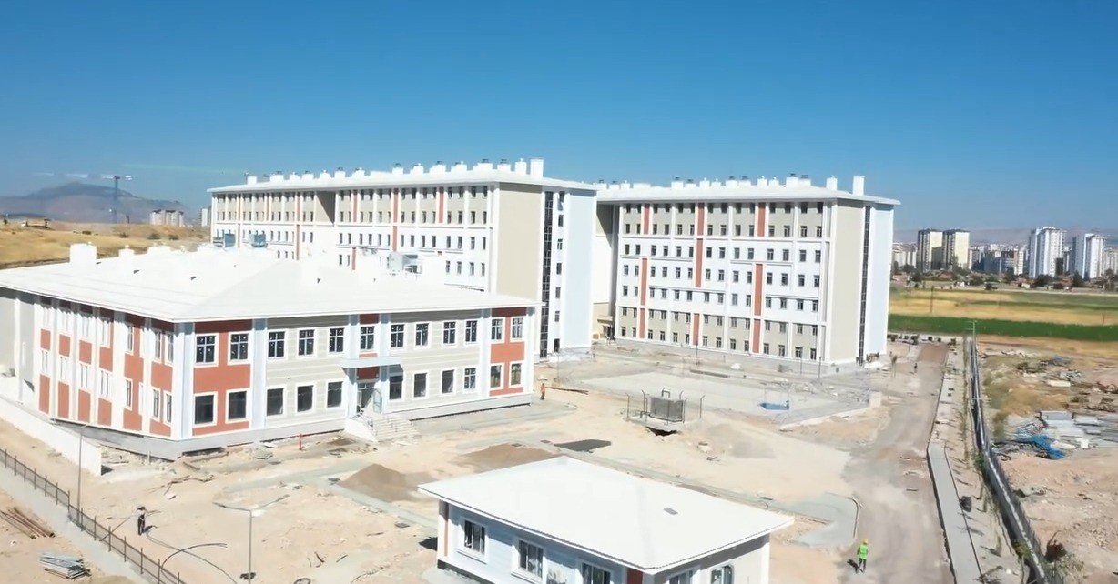 kayseri-de-3-bin-kisilik-ogrenci-yurdu-insaati-tamamlandi