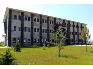 Aiçü’de İlk Doktora Programı Açıldı