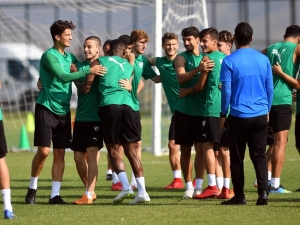 Bursaspor’da Yüzler Gülüyor