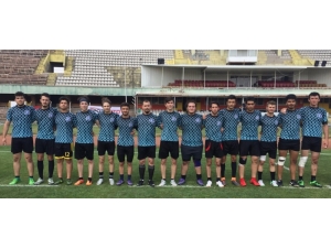 İmkânsızlıklara Rağmen Bu Yıl Da Şampiyonluk Yolunda Emin Adımlarla İlerliyorlar