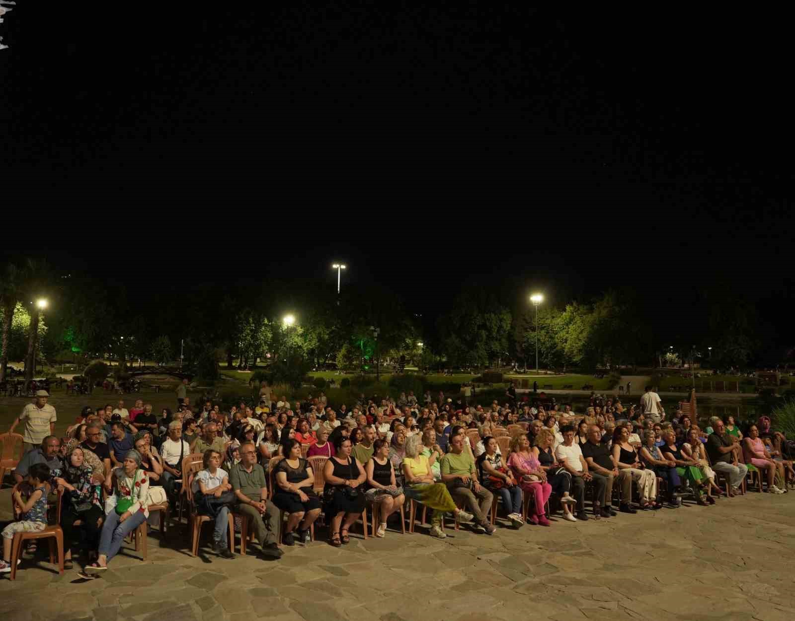 denizli-buyuksehir-ile-mahalleler-muzikle-bulusuyor
