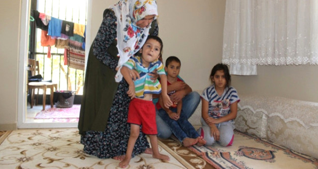 Çaresiz Aile, Sma Hastası Çocuklarının 385 Bin Tl'lik Masrafı İçin Yardım Bekliyor