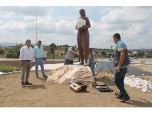 Manyas’ta Peyzaj Çalışmaları Yapılıyor