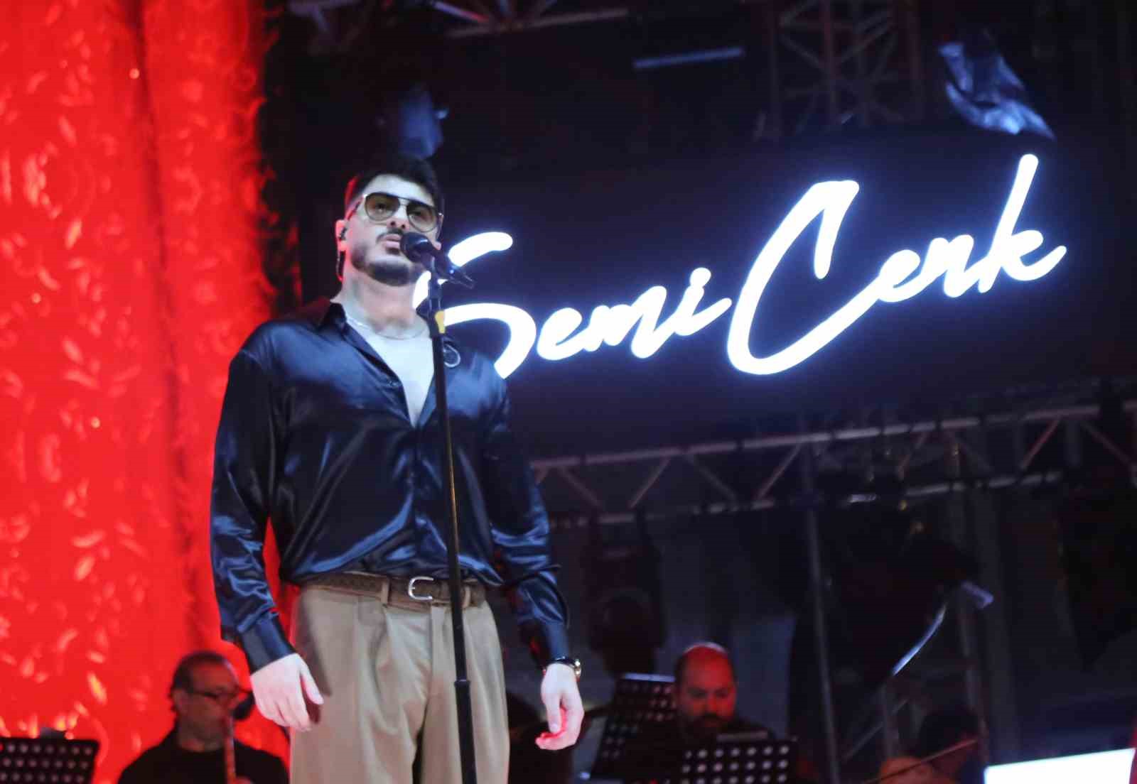 tosya-kultur-ve-pirinc-festivali-nde-semicenk-ruzgari
