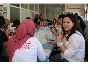 Yabancı 23 Öğrenci Karabük’te El Sanatlarını Öğreniyor