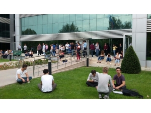 Açıköğretim Sistemi Farklı Dillerde Eğitime Devam Ediyor