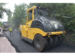Kartepe’de Yolları Asfaltlanıyor