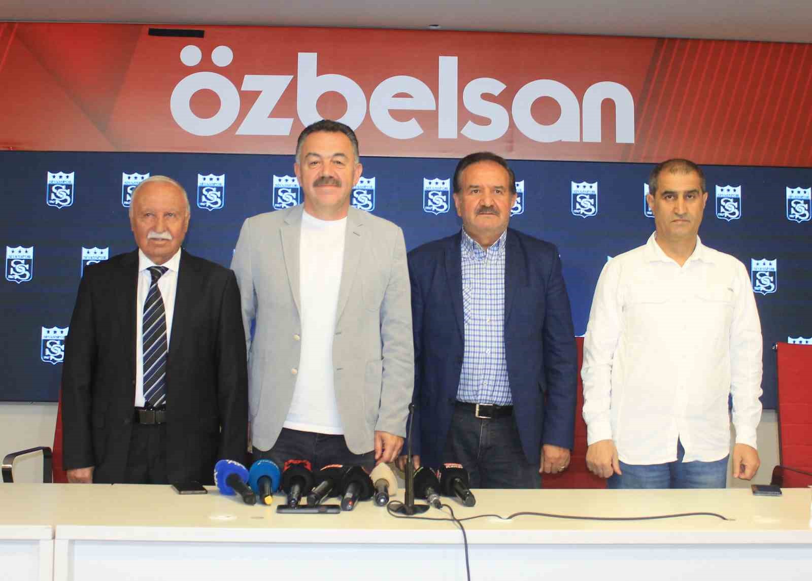 sivasspor-da-baskan-adayi-bulunamadi-kongre-ertelendi
