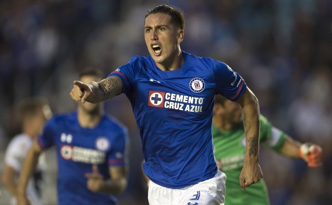 Beşiktaş'ın Yeni Stoperi, İstanbul'a Geliyor!