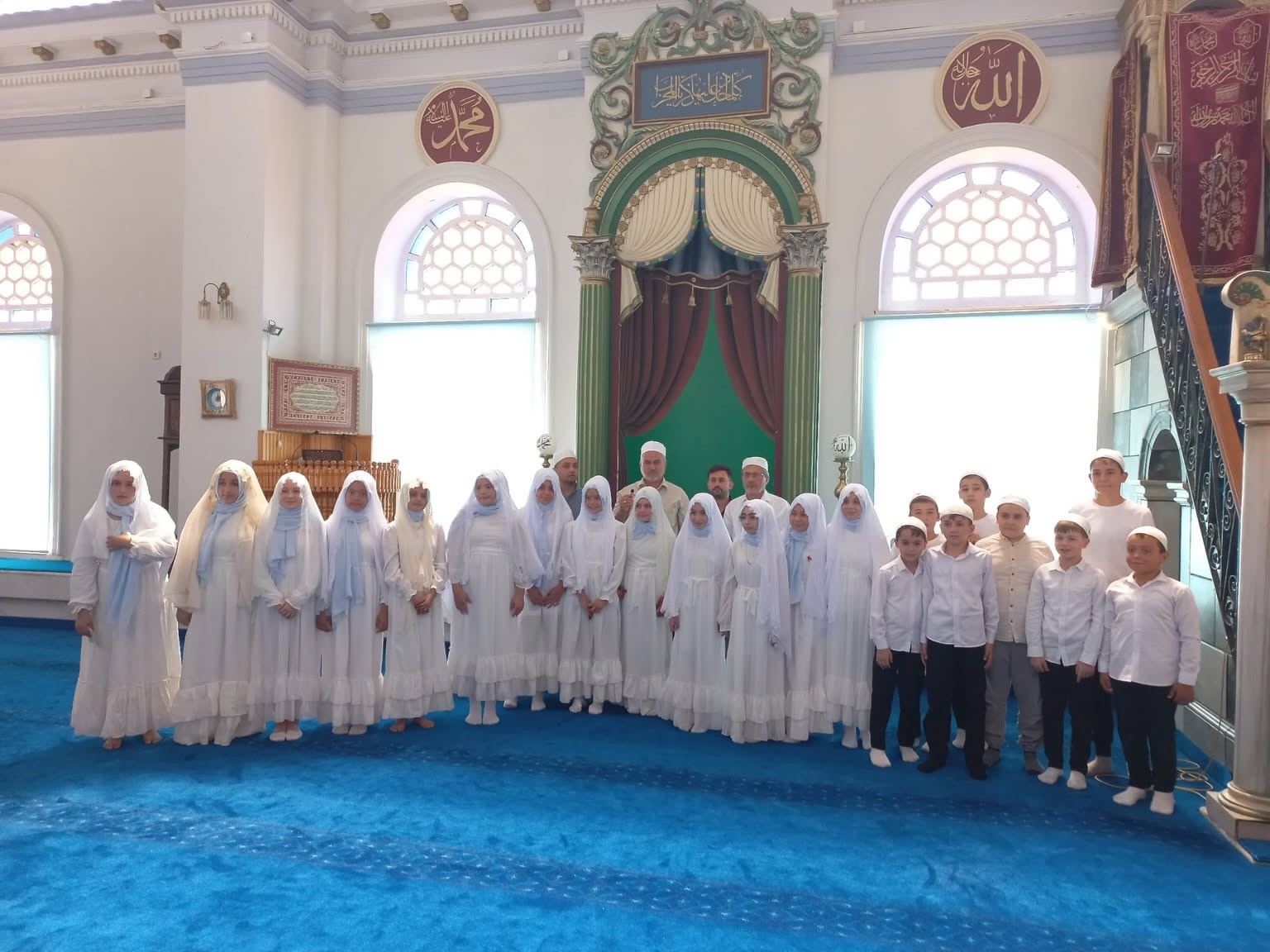 burhaniye-de-yaz-kur-an-kursunda-hatim-toreni-yapildi