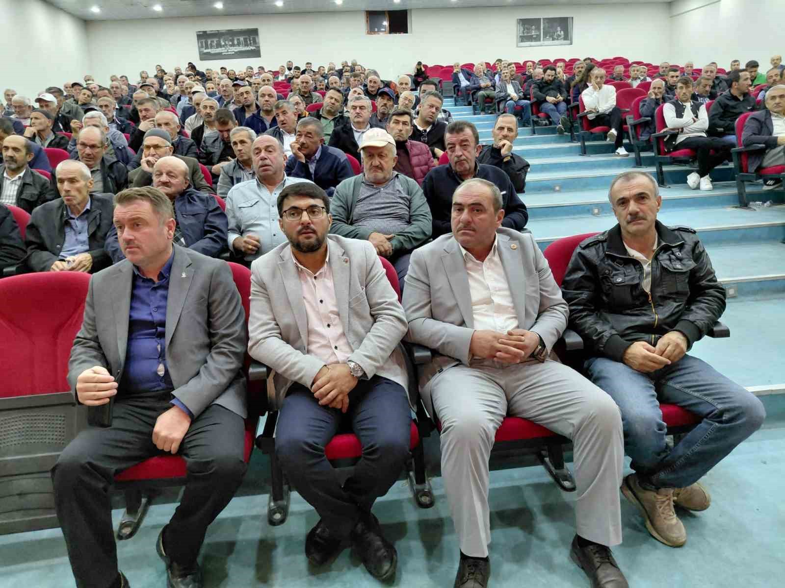 mudurnu-da-329-kanatli-hayvan-yetistiricisine-biyoguvenlik-egitimi-verildi