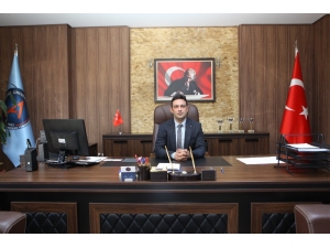 Akdeniz Üniversitesi (Aü) Sosyal Bilimler Meslek Yüksek Okulu Müdürü Doç. Dr. Doğan Narinç: