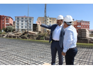 Başkan Orhan İlçedeki Yatırımları Gezdi