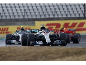 Hamilton Liderlik Koltuğunu Korumak İstiyor