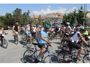 Festa 2200 Festivali’nin Bisikletçileri Sultan Sazlığı’nda Pedal Çevirdi