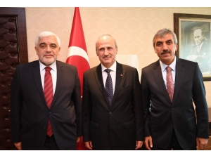 Kilis Milletvekilleri Bakan Turhan İle Görüştü