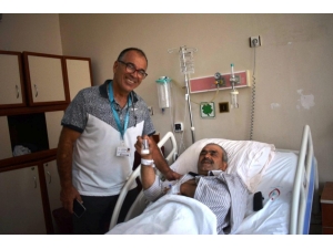 Boğazına Kaçan Sülükle Bir Ay Yaşadı