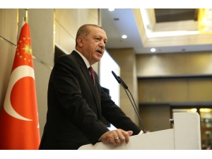 Cumhurbaşkanı Erdoğan: “Afrika’nın İhtiyacı Kıtanın Kaynaklarını Farklı Yollarla Gasp Etmeye Çalışan Yeni Sömürge Heveslileri Değildir”