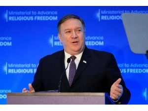 Pompeo: "Özbekistan’ın Toplumsal Özgürlük Konusundaki Adımlarını Alkışlıyoruz"